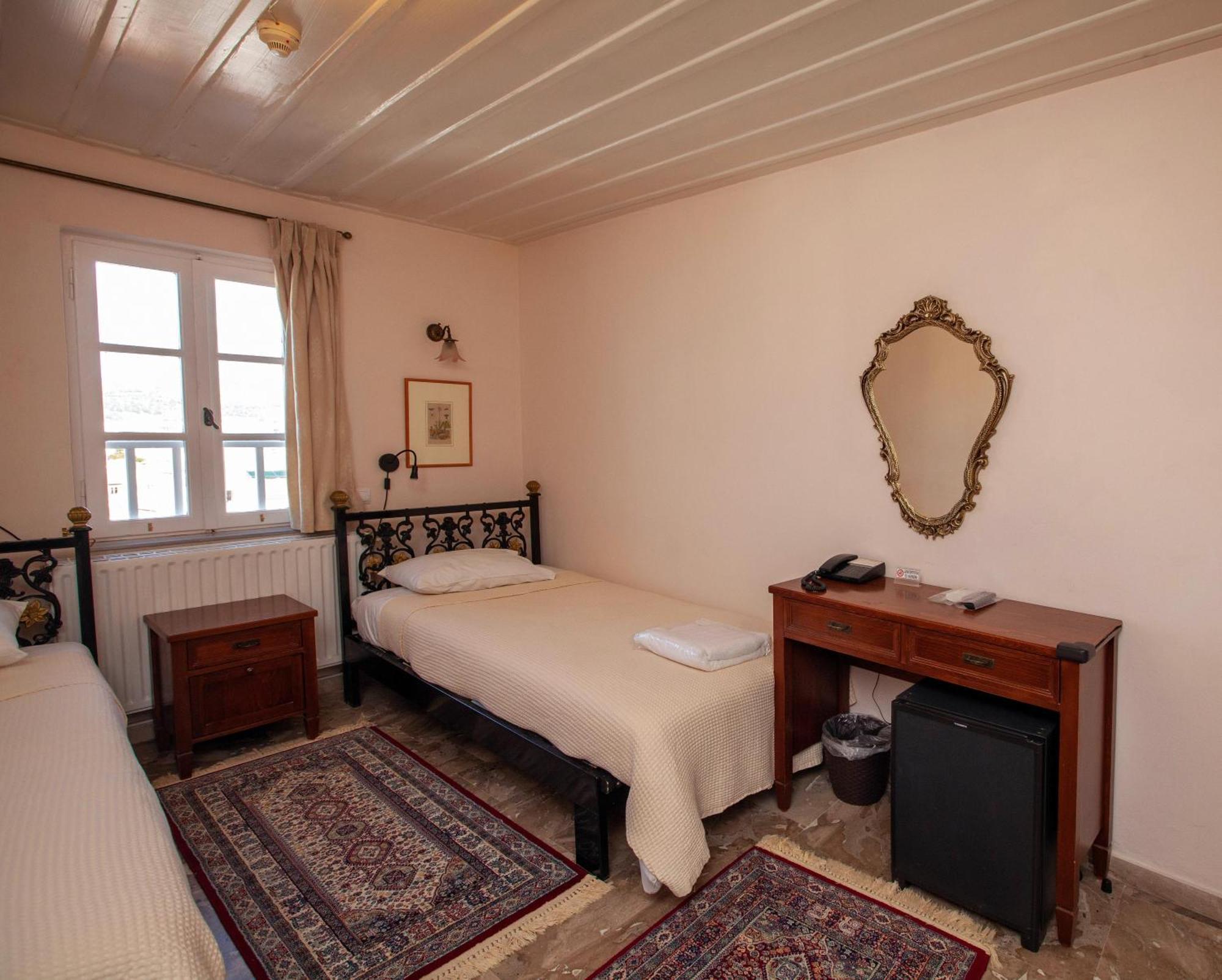 Byron Traditional Hotel Nafplio Pokoj fotografie