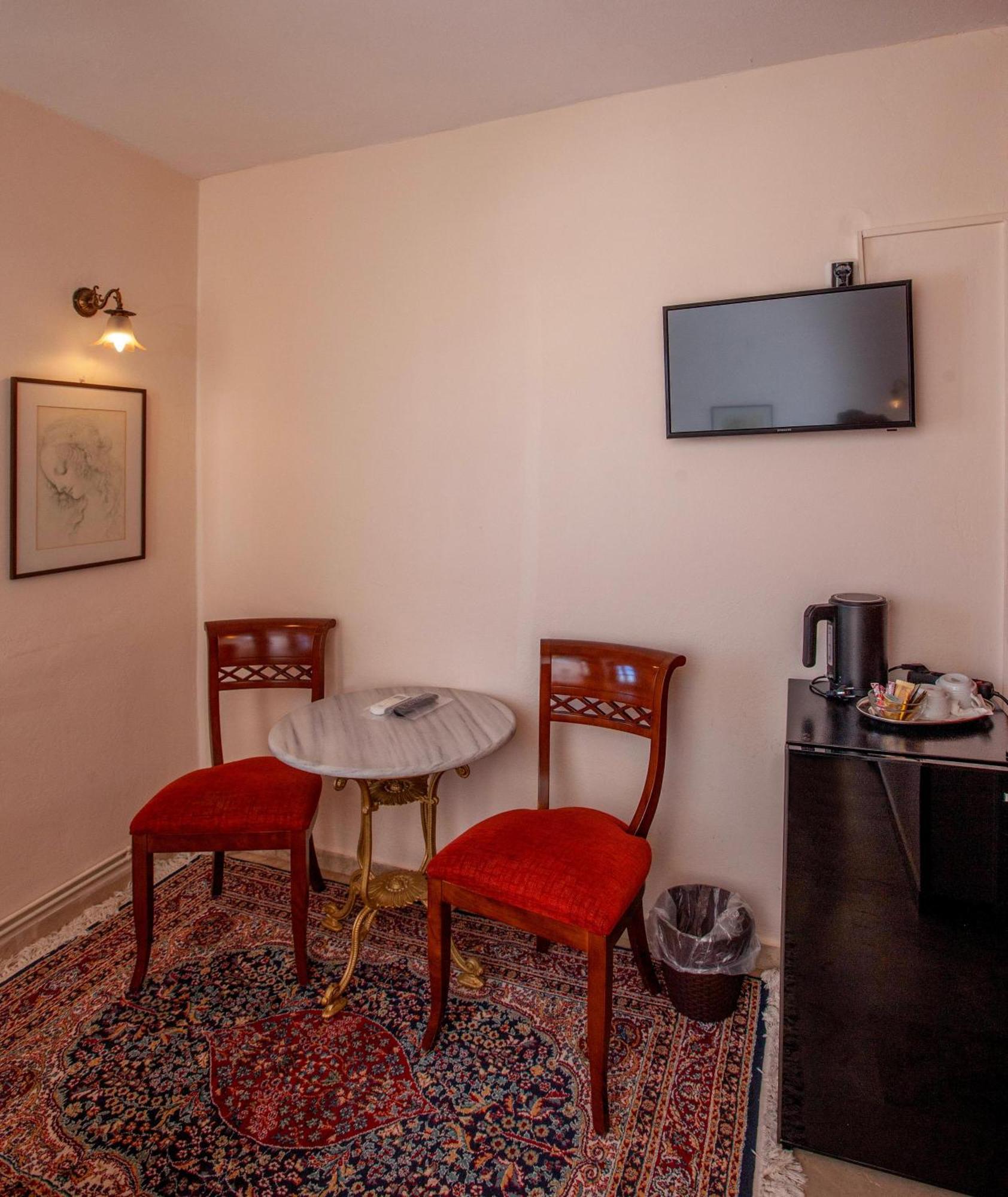 Byron Traditional Hotel Nafplio Pokoj fotografie